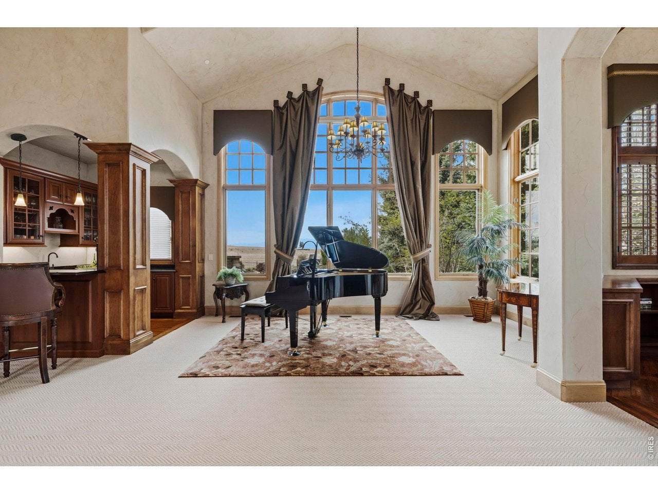 Niwot, Colorado, 80503, United States, 5 Bedrooms Bedrooms, ,6 BathroomsBathrooms,Residential,Active,2045621
