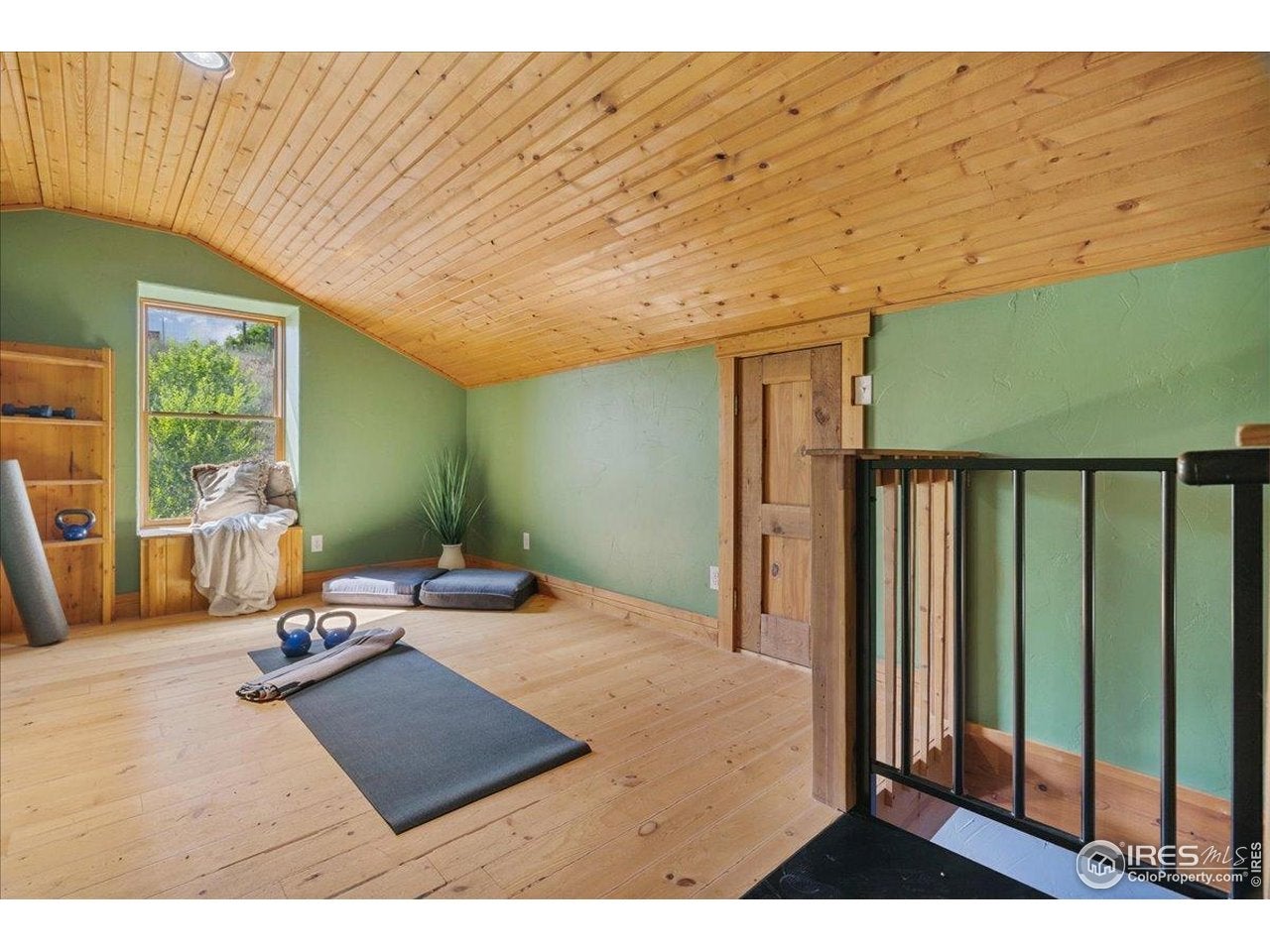 Loveland, Colorado, 80537, United States, 5 Bedrooms Bedrooms, ,2 BathroomsBathrooms,Residential,Active,1877833