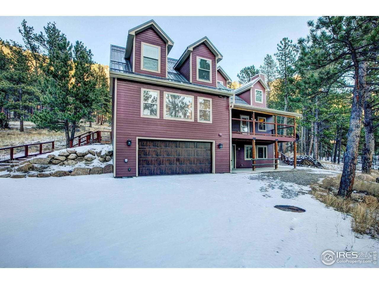 Lyons, Colorado, 80540, United States, 5 Bedrooms Bedrooms, ,4 BathroomsBathrooms,Residential,Active,2006864