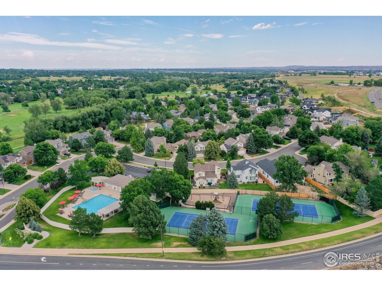 Louisville, Colorado, 80027, United States, 5 Bedrooms Bedrooms, ,6 BathroomsBathrooms,Residential,Active,2019833