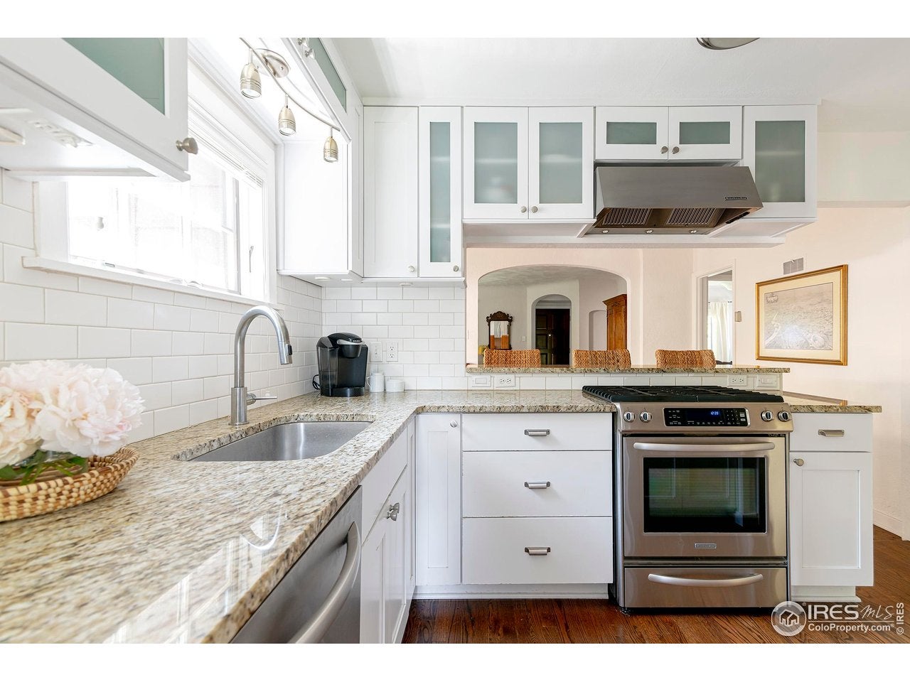 Boulder, Colorado, 80302, United States, 5 Bedrooms Bedrooms, ,2 BathroomsBathrooms,Residential,Active,1997618