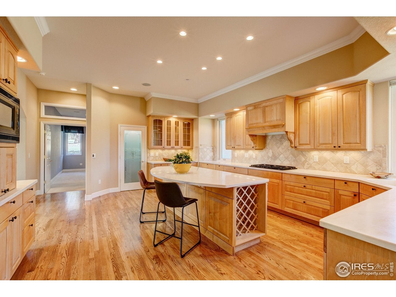 Estes Park, Colorado, 80517, United States, 4 Bedrooms Bedrooms, ,3 BathroomsBathrooms,Residential,Active,1952630