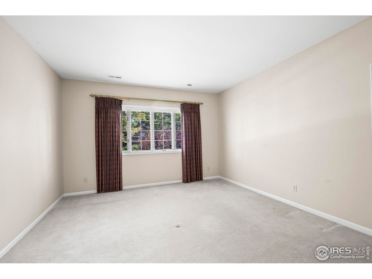 Boulder, Colorado, 80301, United States, 3 Bedrooms Bedrooms, ,4 BathroomsBathrooms,Residential,Active,1997593