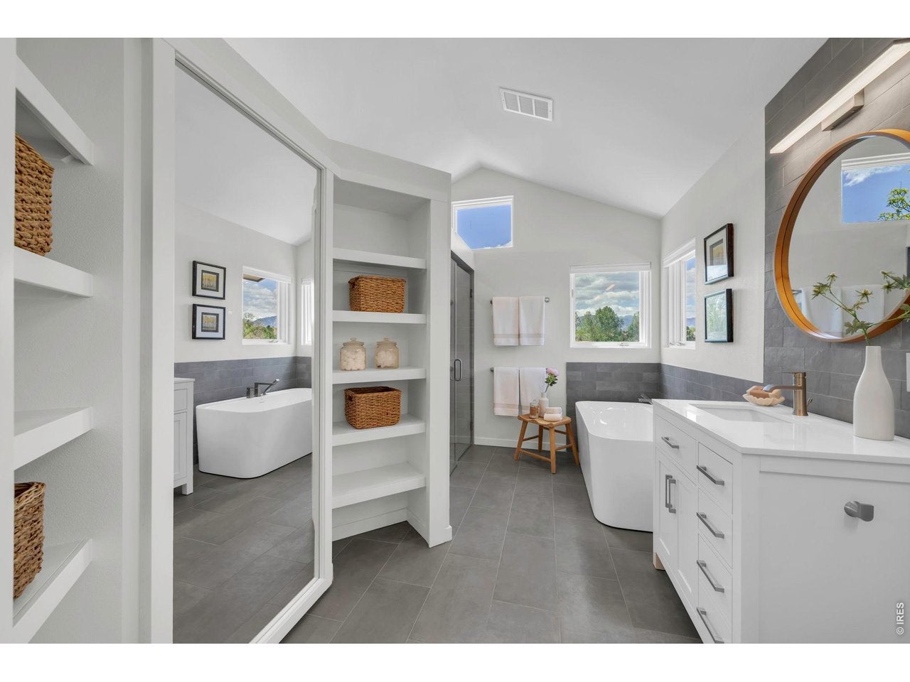 Louisville, Colorado, 80027, United States, 5 Bedrooms Bedrooms, ,5 BathroomsBathrooms,Residential,Active,2043815