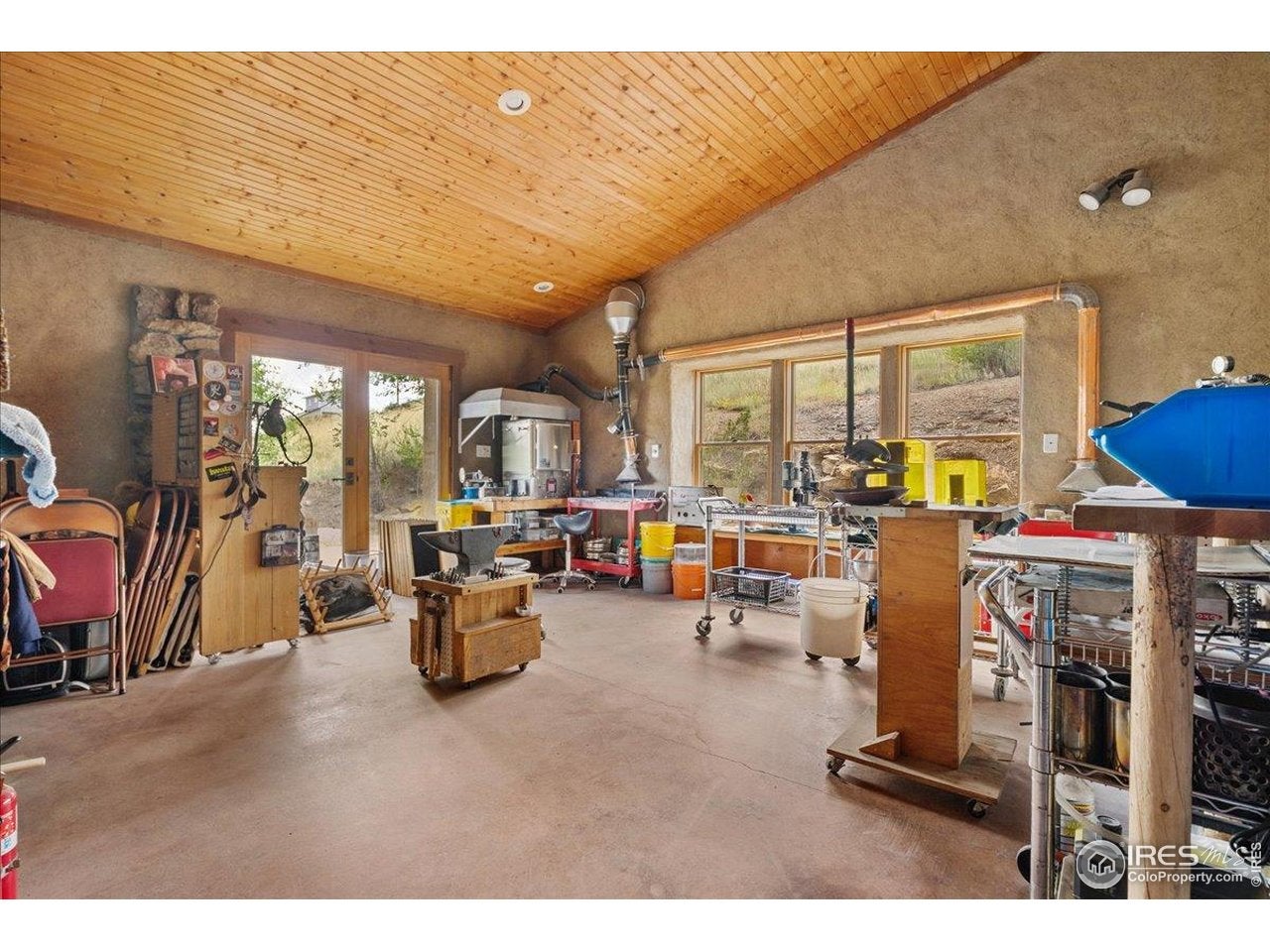 Loveland, Colorado, 80537, United States, 5 Bedrooms Bedrooms, ,2 BathroomsBathrooms,Residential,Active,1877833