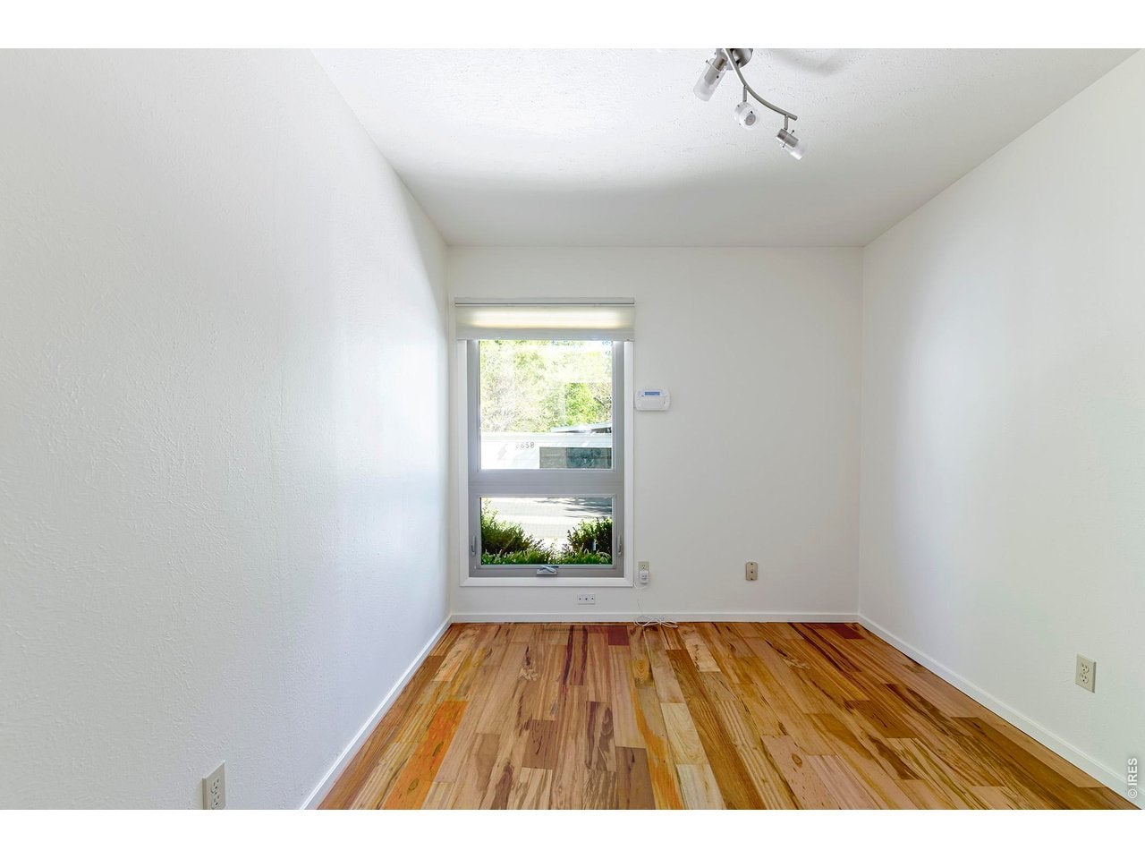 Boulder, Colorado, 80304, United States, 3 Bedrooms Bedrooms, ,3 BathroomsBathrooms,Residential,Active,2044571