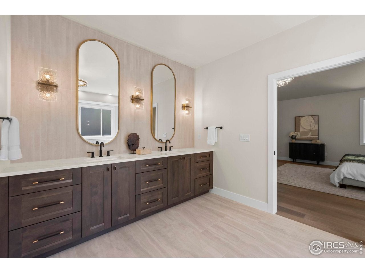 Boulder, Colorado, 80301, United States, 4 Bedrooms Bedrooms, ,4 BathroomsBathrooms,Residential,Active,1997569