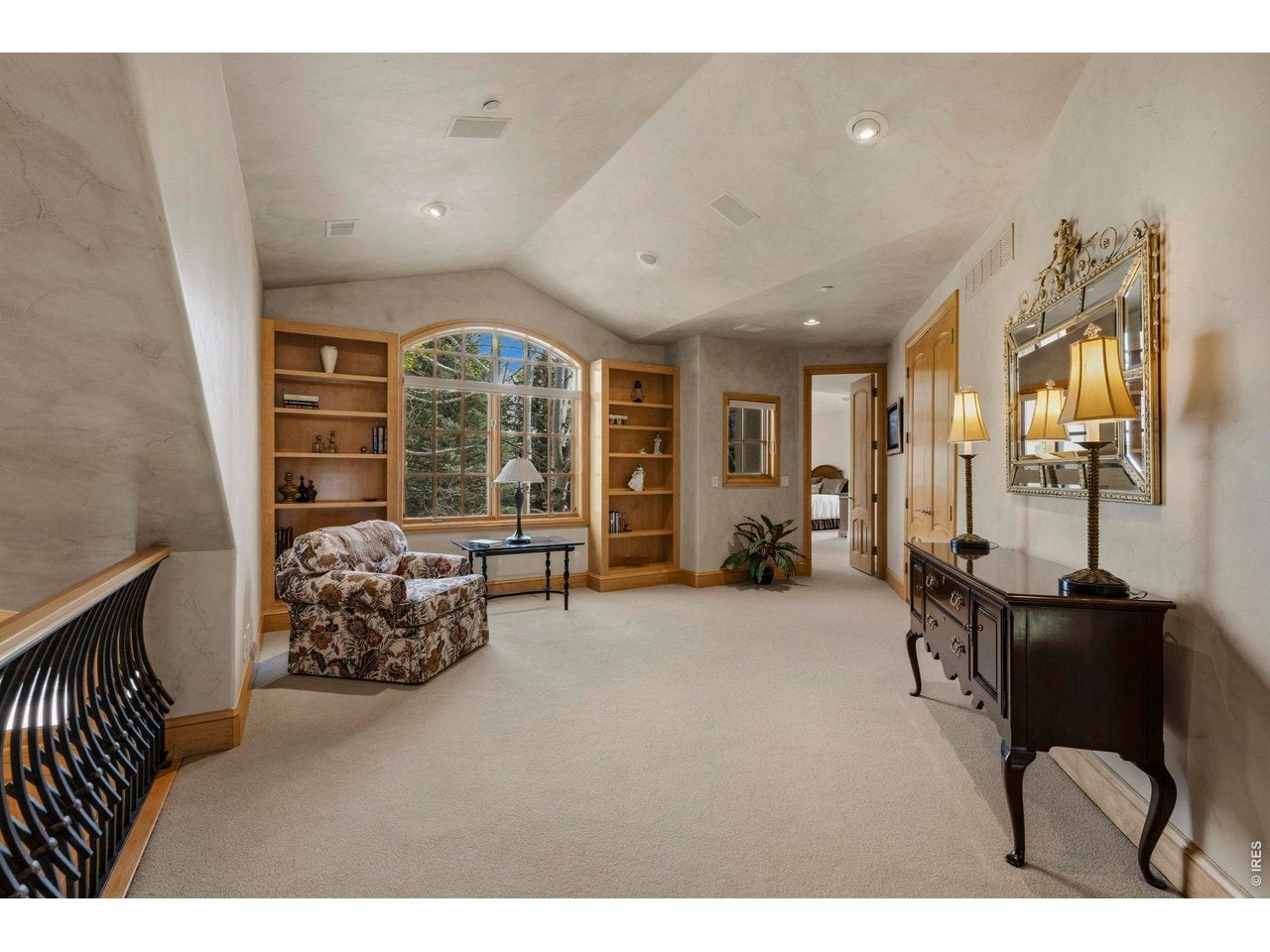 Niwot, Colorado, 80503, United States, 5 Bedrooms Bedrooms, ,6 BathroomsBathrooms,Residential,Active,2045621