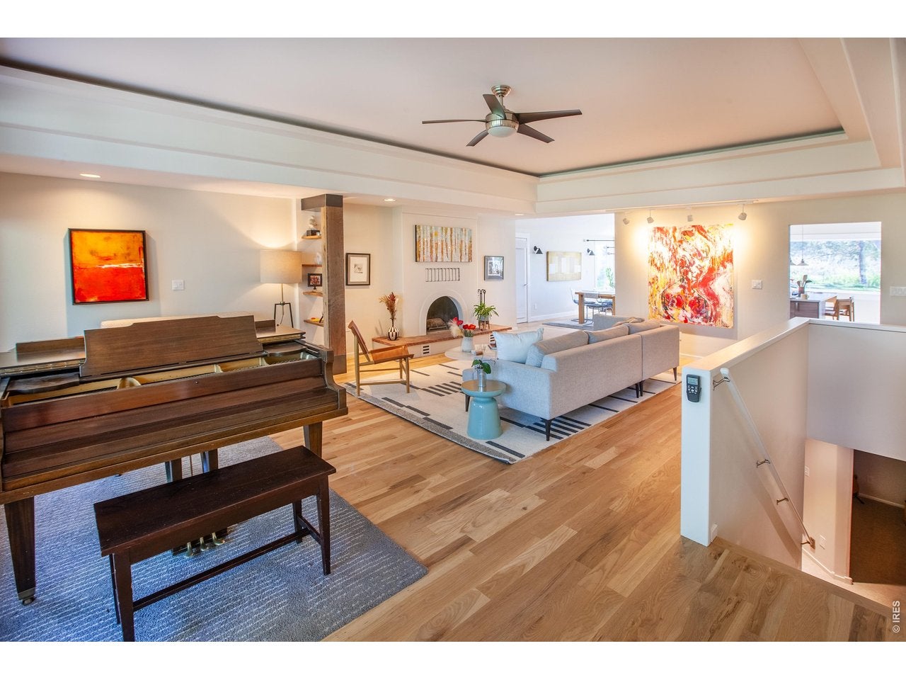 Longmont, Colorado, 80503, United States, 4 Bedrooms Bedrooms, ,4 BathroomsBathrooms,Residential,Contingent,2045596