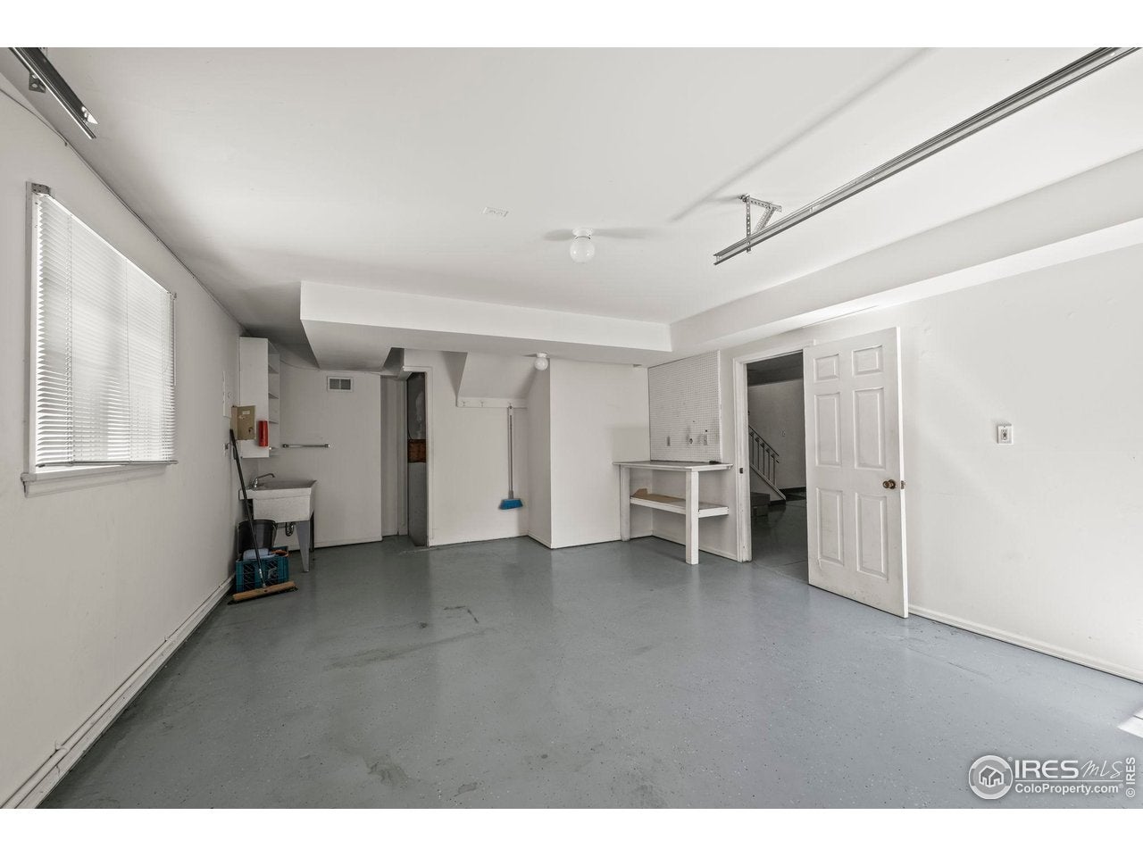 Boulder, Colorado, 80301, United States, 3 Bedrooms Bedrooms, ,4 BathroomsBathrooms,Residential,Active,1997593