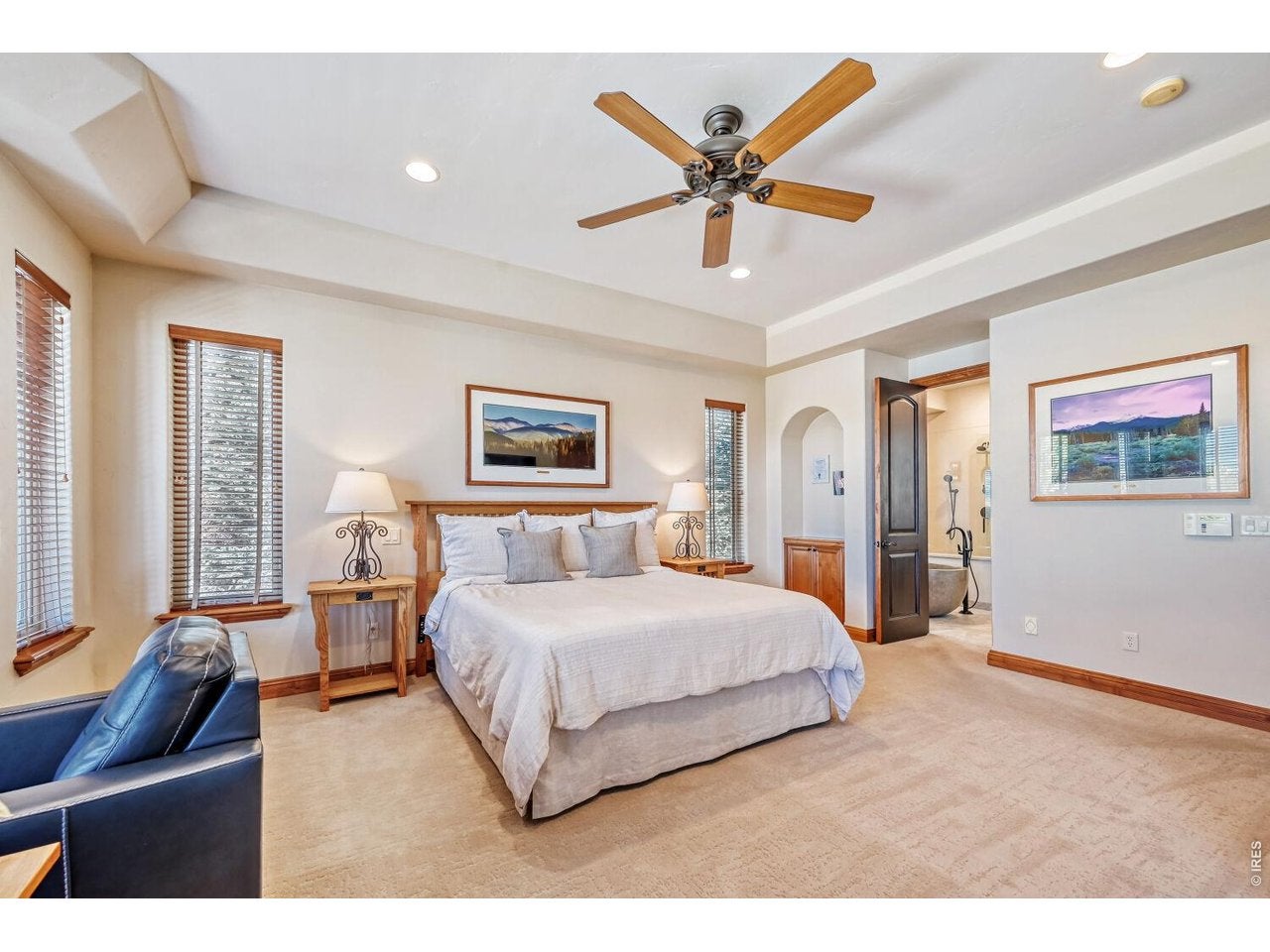 Longmont, Colorado, 80504, United States, 4 Bedrooms Bedrooms, ,5 BathroomsBathrooms,Residential,Active,2033410