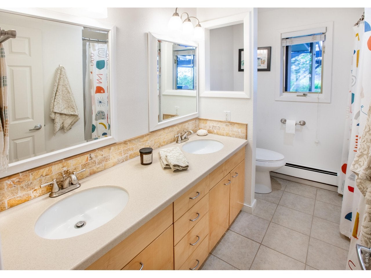 Longmont, Colorado, 80503, United States, 4 Bedrooms Bedrooms, ,4 BathroomsBathrooms,Residential,Contingent,2045596