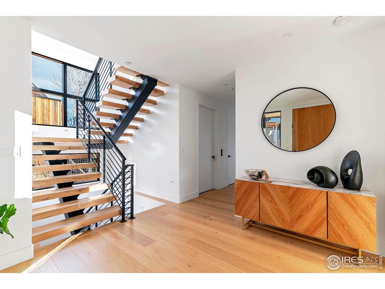 Boulder, Colorado, 80304, United States, 5 Bedrooms Bedrooms, ,5 BathroomsBathrooms,Residential,Active,2015466