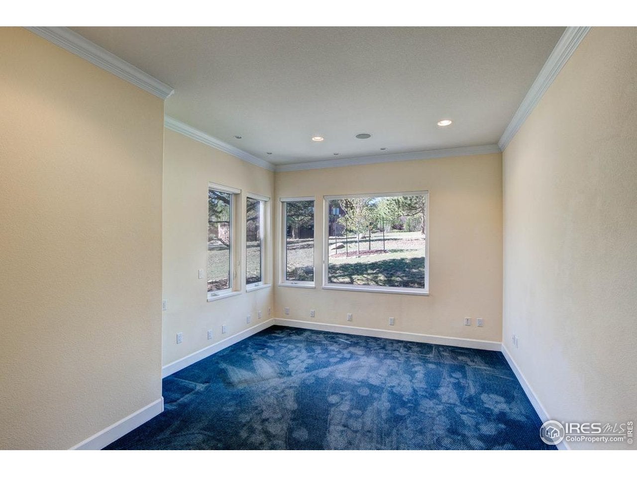 Estes Park, Colorado, 80517, United States, 4 Bedrooms Bedrooms, ,3 BathroomsBathrooms,Residential,Active,1952630