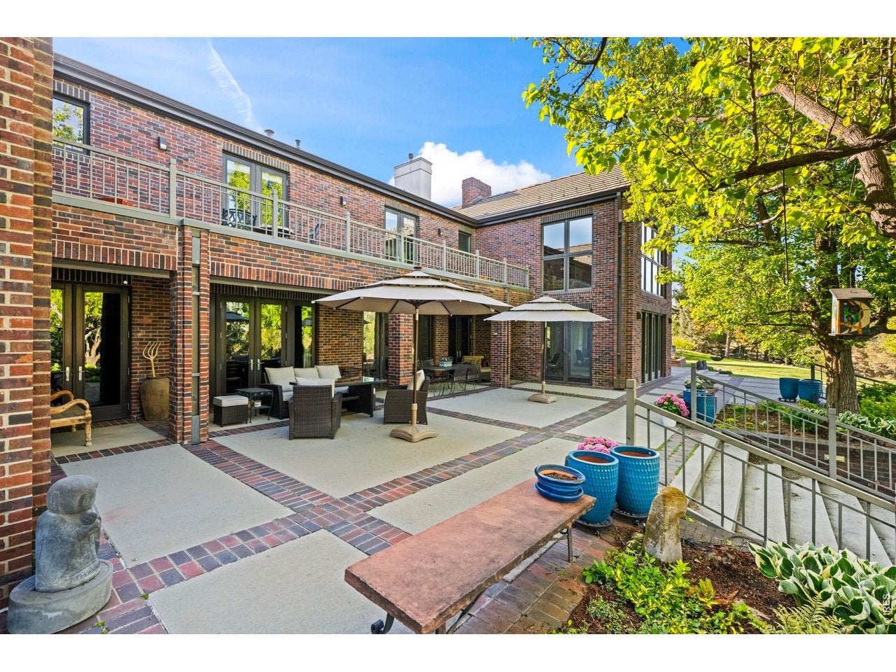 Niwot, Colorado, 80503, United States, 4 Bedrooms Bedrooms, ,7 BathroomsBathrooms,Residential,Active,2033402