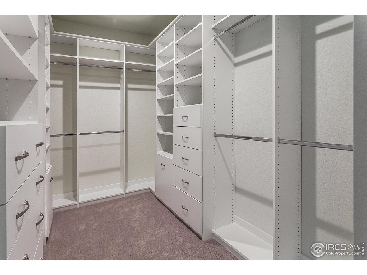 Berthoud, Colorado, 80513, United States, 4 Bedrooms Bedrooms, ,4 BathroomsBathrooms,Residential,Active,1995272