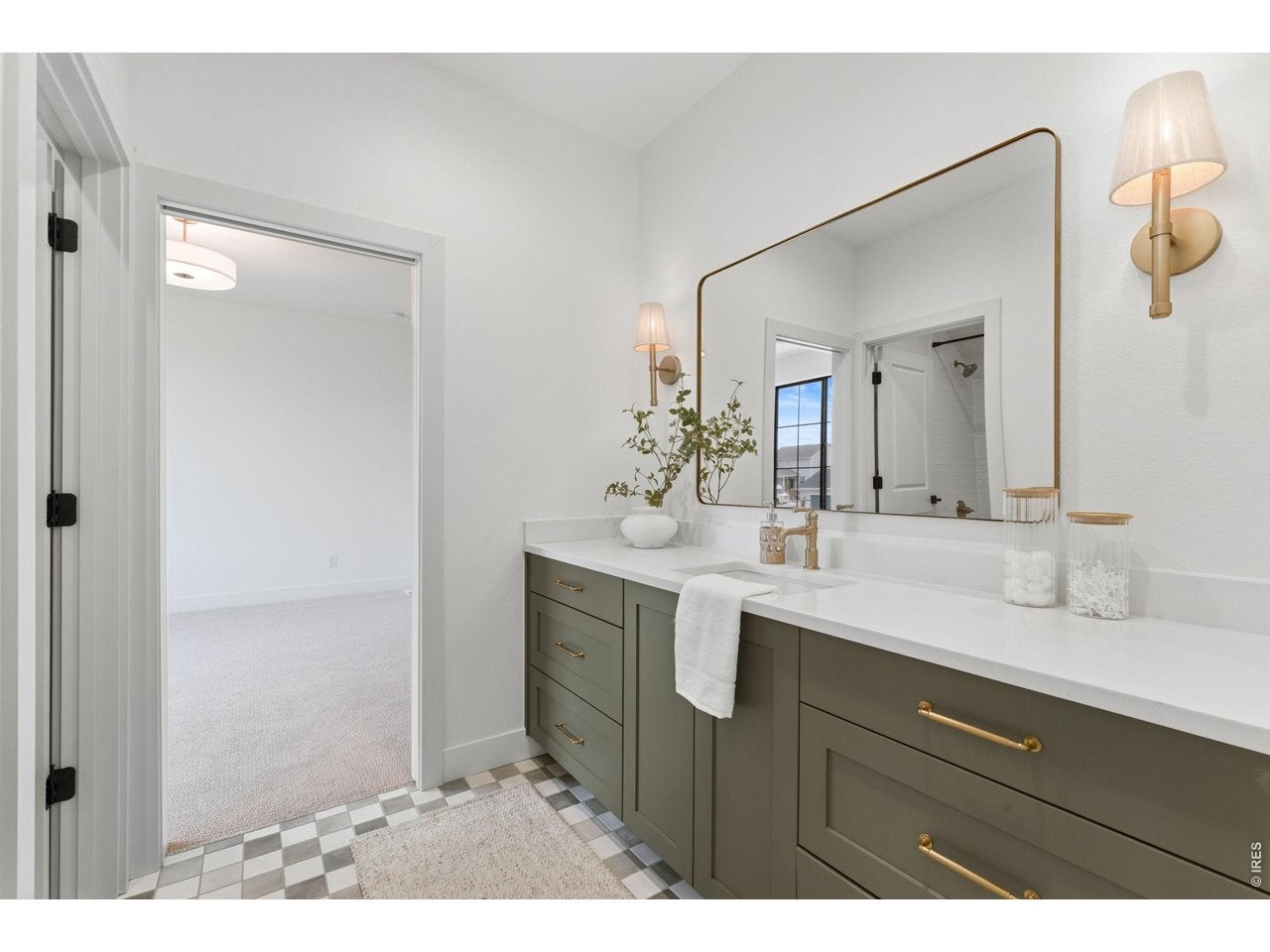 Windsor, Colorado, 80550, United States, 4 Bedrooms Bedrooms, ,4 BathroomsBathrooms,Residential,Active,2043806