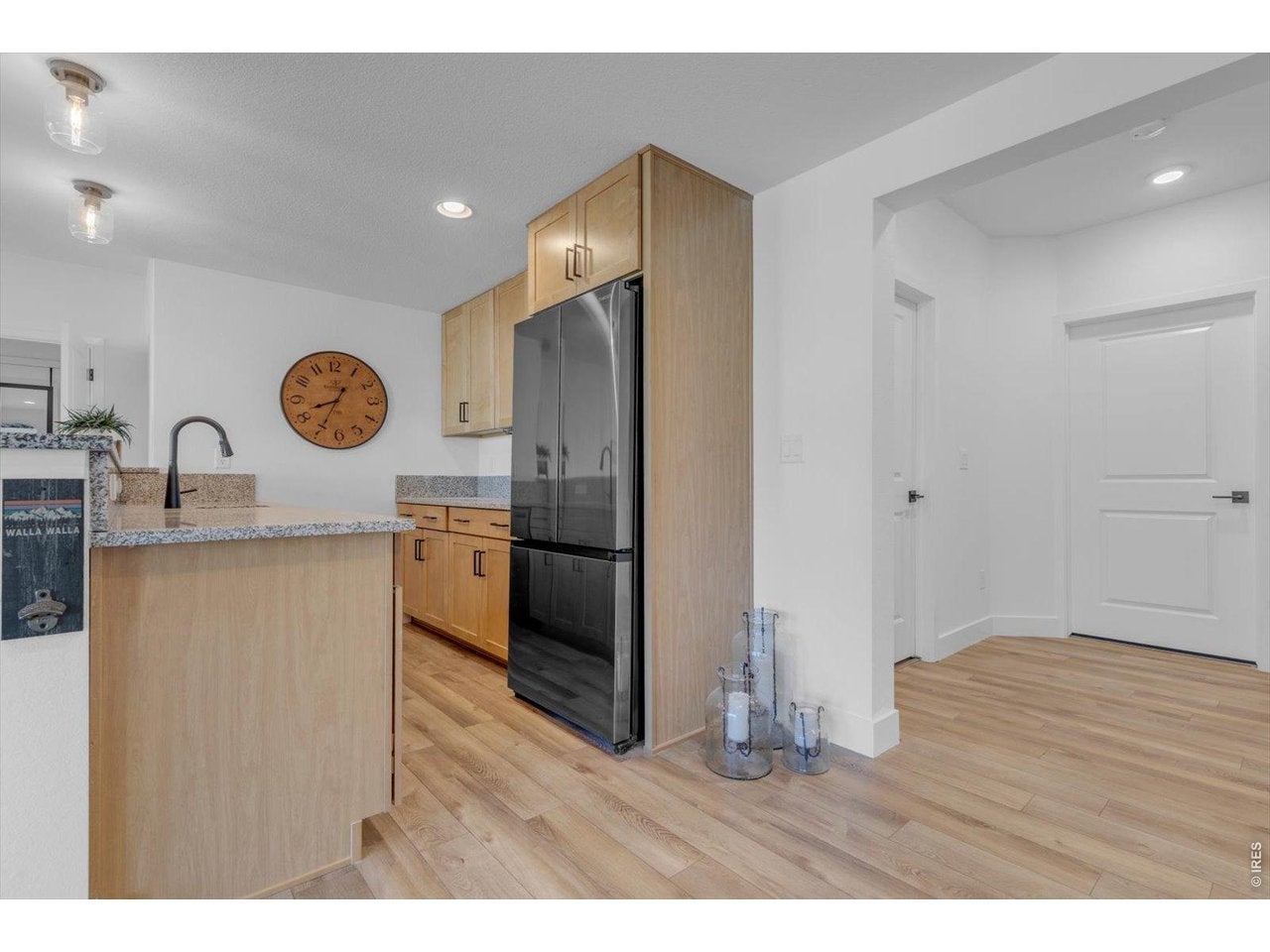 Broomfield, Colorado, 80023, United States, 5 Bedrooms Bedrooms, ,5 BathroomsBathrooms,Residential,Active,2052095