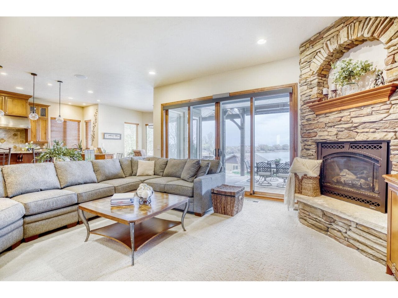 Longmont, Colorado, 80504, United States, 4 Bedrooms Bedrooms, ,5 BathroomsBathrooms,Residential,Active,2033410