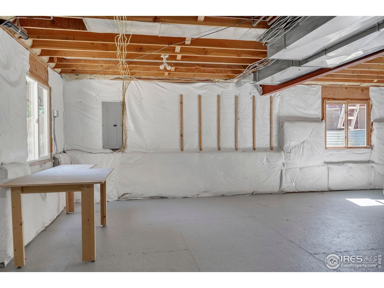 Boulder, Colorado, 80301, United States, 5 Bedrooms Bedrooms, ,3 BathroomsBathrooms,Residential,Active,2008305