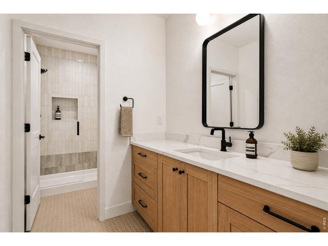 Windsor, Colorado, 80550, United States, 5 Bedrooms Bedrooms, ,4 BathroomsBathrooms,Residential,Active,1972154