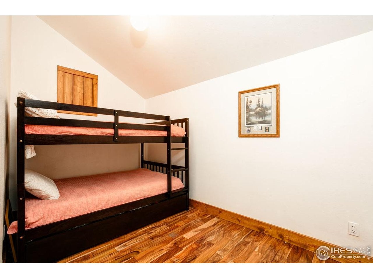 Estes Park, Colorado, 80517, United States, 4 Bedrooms Bedrooms, ,3 BathroomsBathrooms,Residential,Active,1990027