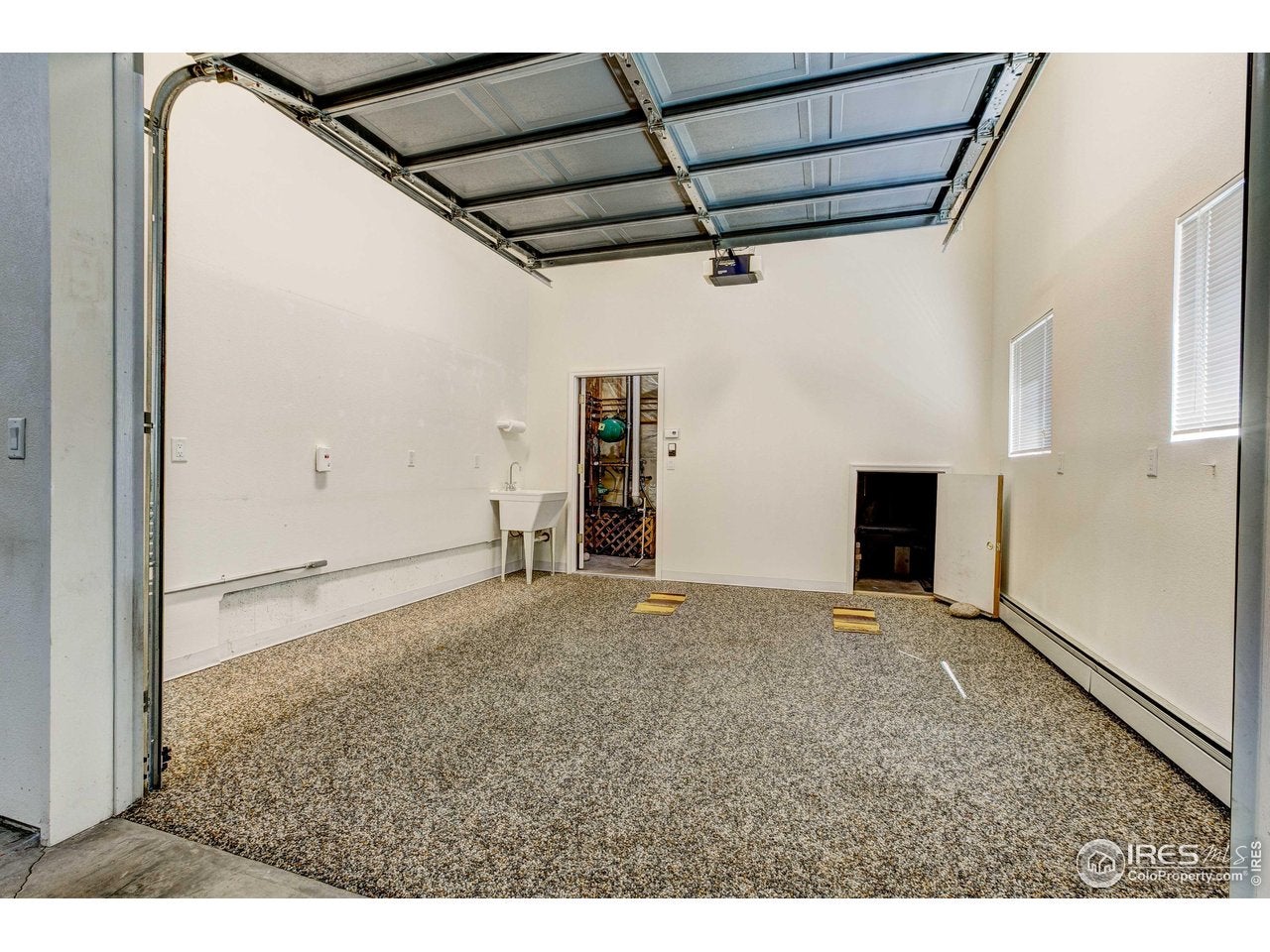 Estes Park, Colorado, 80517, United States, 4 Bedrooms Bedrooms, ,3 BathroomsBathrooms,Residential,Active,1952630