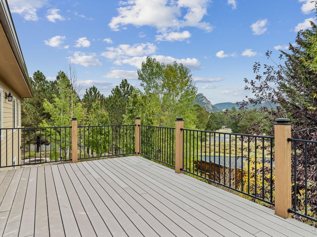Estes Park, Colorado, 80517, United States, 5 Bedrooms Bedrooms, ,4 BathroomsBathrooms,Residential,Active,2043843