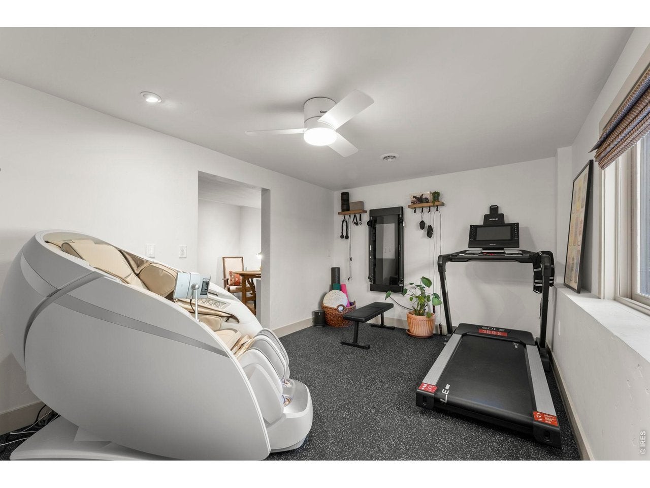 Boulder, Colorado, 80304, United States, 4 Bedrooms Bedrooms, ,4 BathroomsBathrooms,Residential,Contingent,2045742