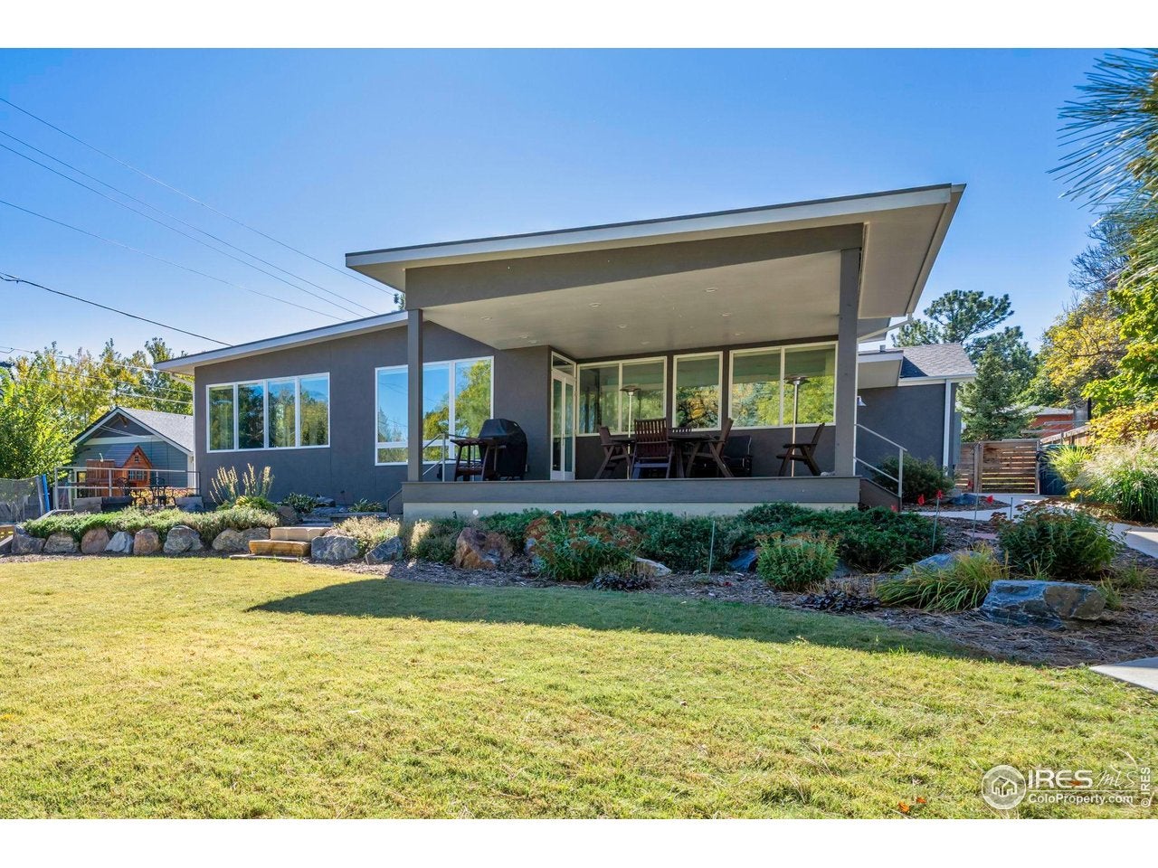 Louisville, Colorado, 80027, United States, 4 Bedrooms Bedrooms, ,3 BathroomsBathrooms,Residential,Active,2009400