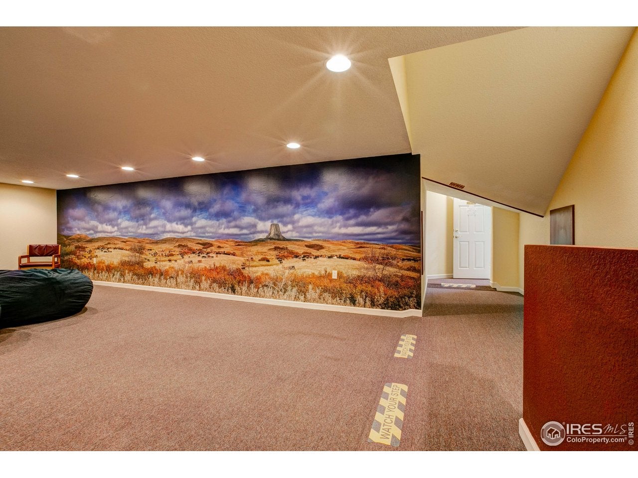 Estes Park, Colorado, 80517, United States, 4 Bedrooms Bedrooms, ,3 BathroomsBathrooms,Residential,Active,1952630