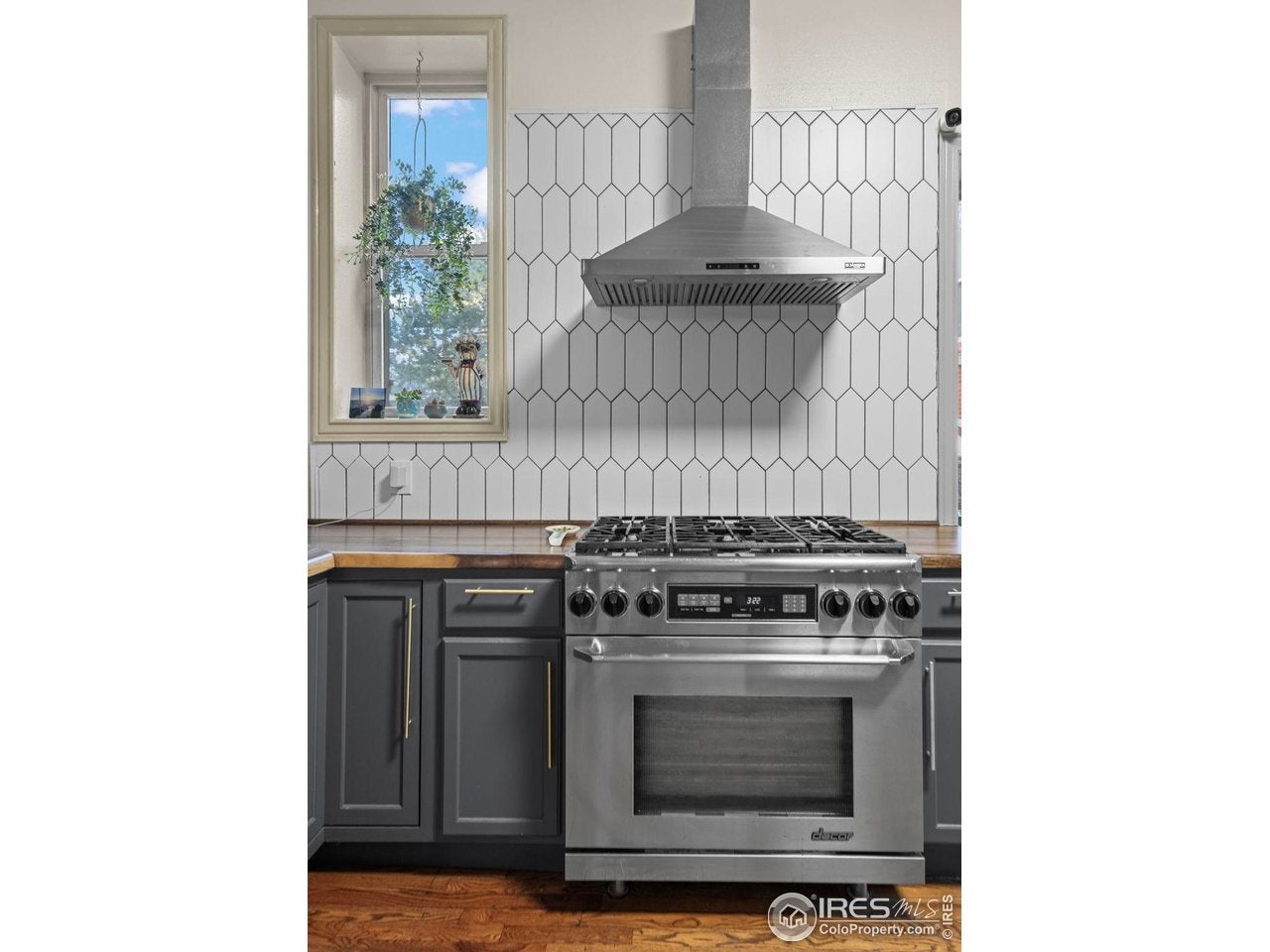 Denver, Colorado, 80211, United States, 4 Bedrooms Bedrooms, ,4 BathroomsBathrooms,Residential,Active,2012495