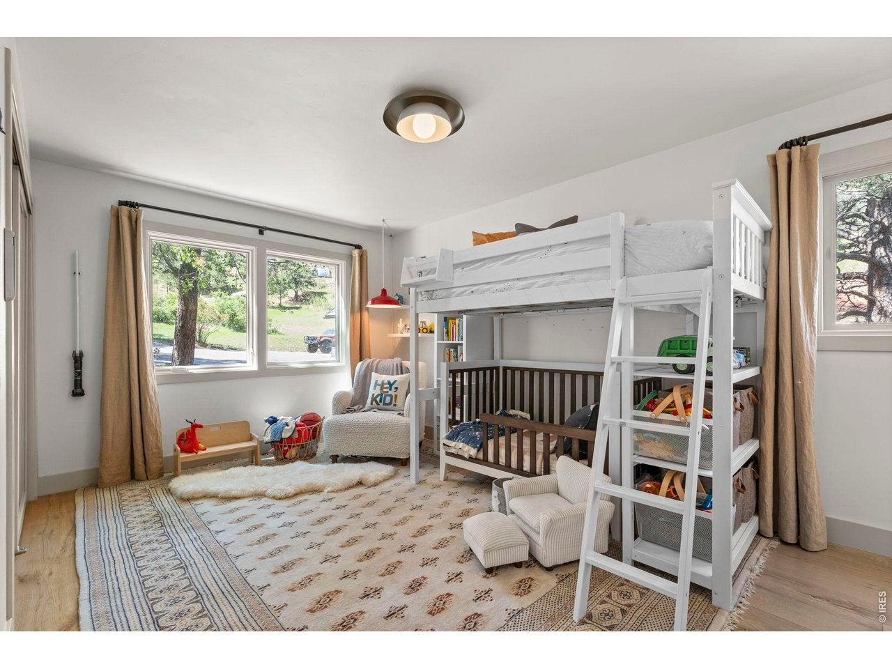 Boulder, Colorado, 80304, United States, 4 Bedrooms Bedrooms, ,4 BathroomsBathrooms,Residential,Contingent,2045742