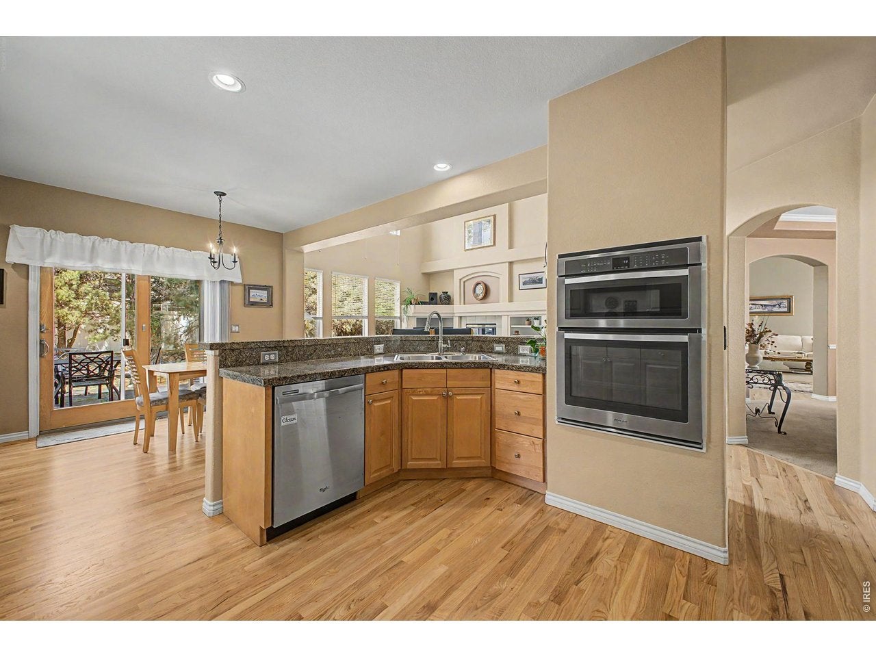 Longmont, Colorado, 80503, United States, 5 Bedrooms Bedrooms, ,5 BathroomsBathrooms,Residential,Active,2042652