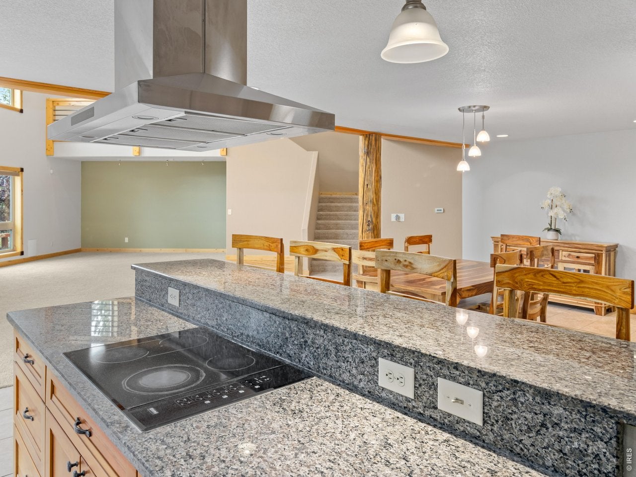 Estes Park, Colorado, 80517, United States, 5 Bedrooms Bedrooms, ,4 BathroomsBathrooms,Residential,Active,2043843