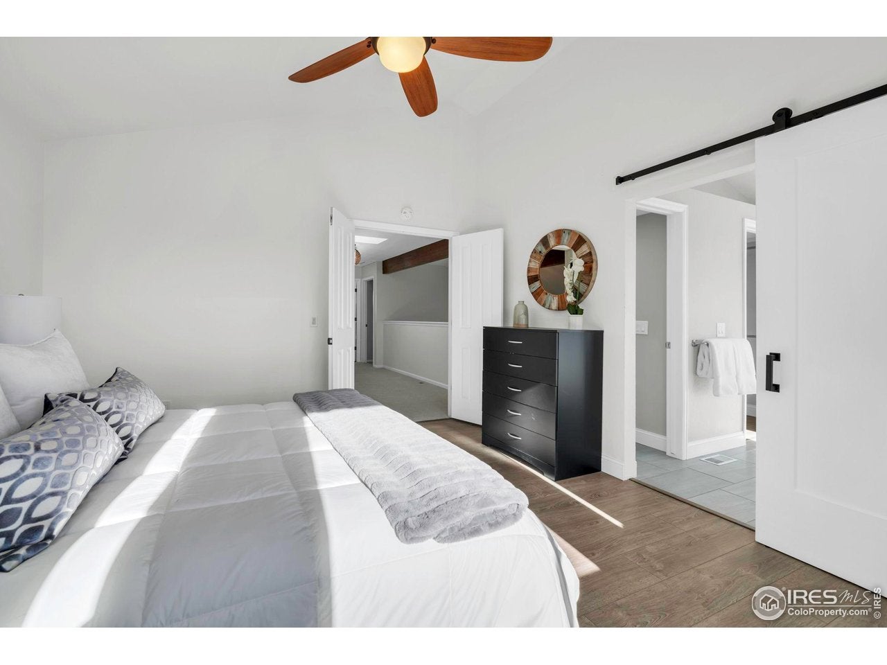 Louisville, Colorado, 80027, United States, 4 Bedrooms Bedrooms, ,4 BathroomsBathrooms,Residential,Active,2009812