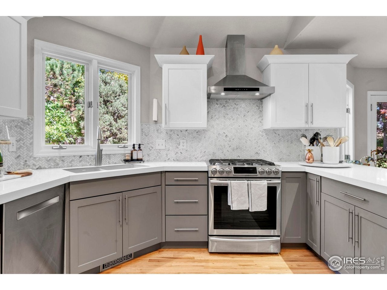 Boulder, Colorado, 80301, United States, 4 Bedrooms Bedrooms, ,4 BathroomsBathrooms,Residential,Active,2007916