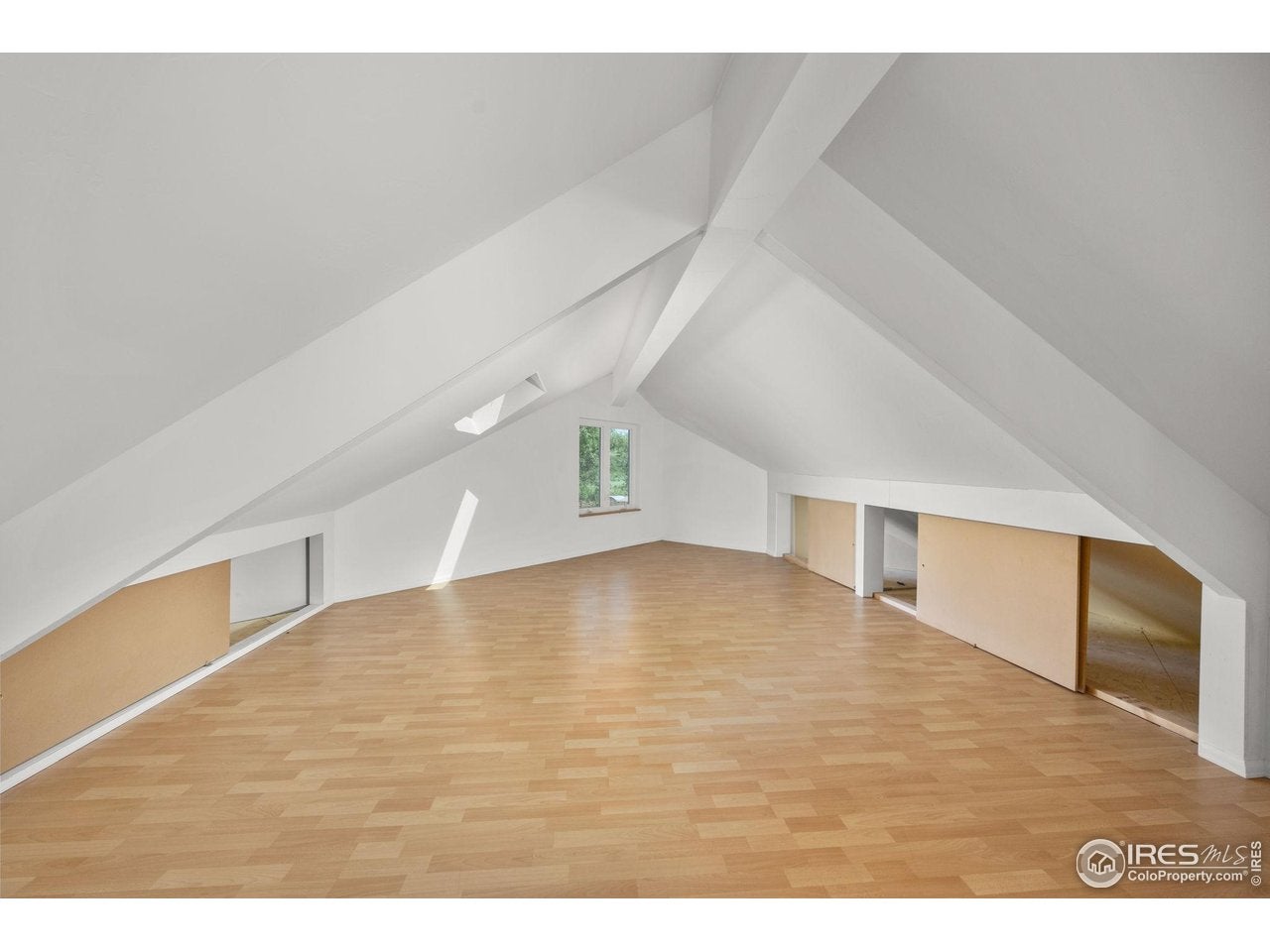 Boulder, Colorado, 80303, United States, 4 Bedrooms Bedrooms, ,4 BathroomsBathrooms,Residential,Active,2007975