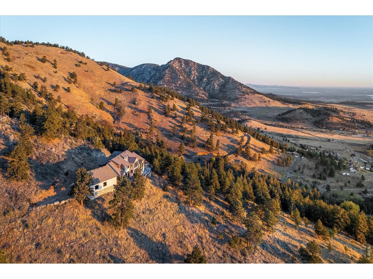 Golden, Colorado, 80403, United States, 6 Bedrooms Bedrooms, ,7 BathroomsBathrooms,Residential,Active,2035577