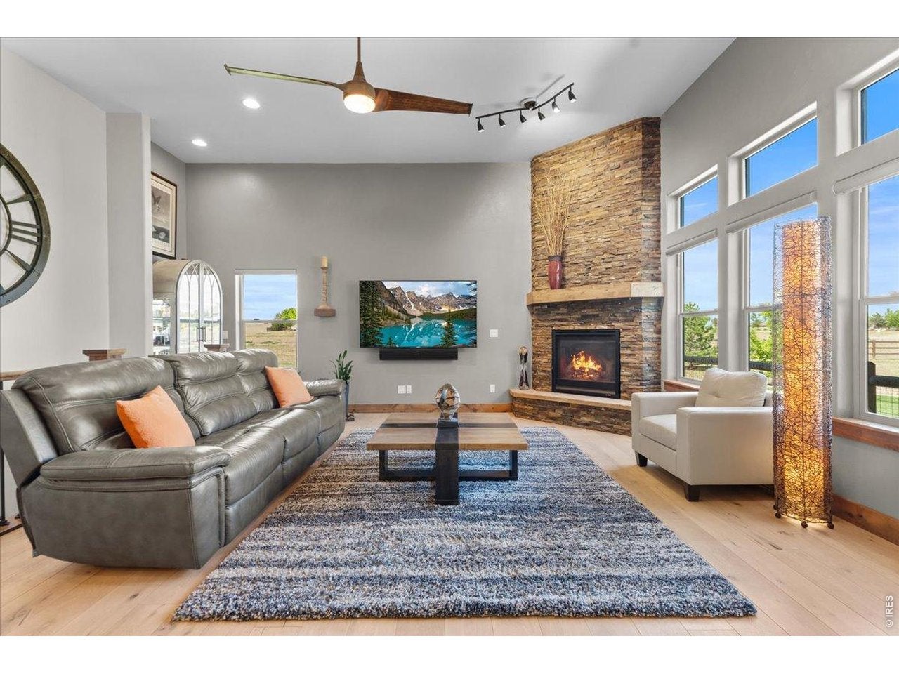 Berthoud, Colorado, 80513, United States, 3 Bedrooms Bedrooms, ,3 BathroomsBathrooms,Residential,Contingent,2052094
