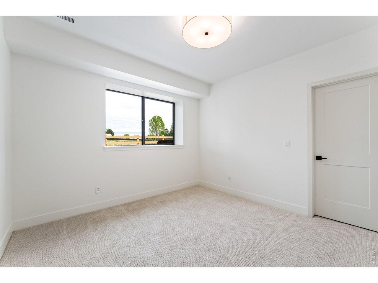Windsor, Colorado, 80550, United States, 5 Bedrooms Bedrooms, ,4 BathroomsBathrooms,Residential,Active,1972154
