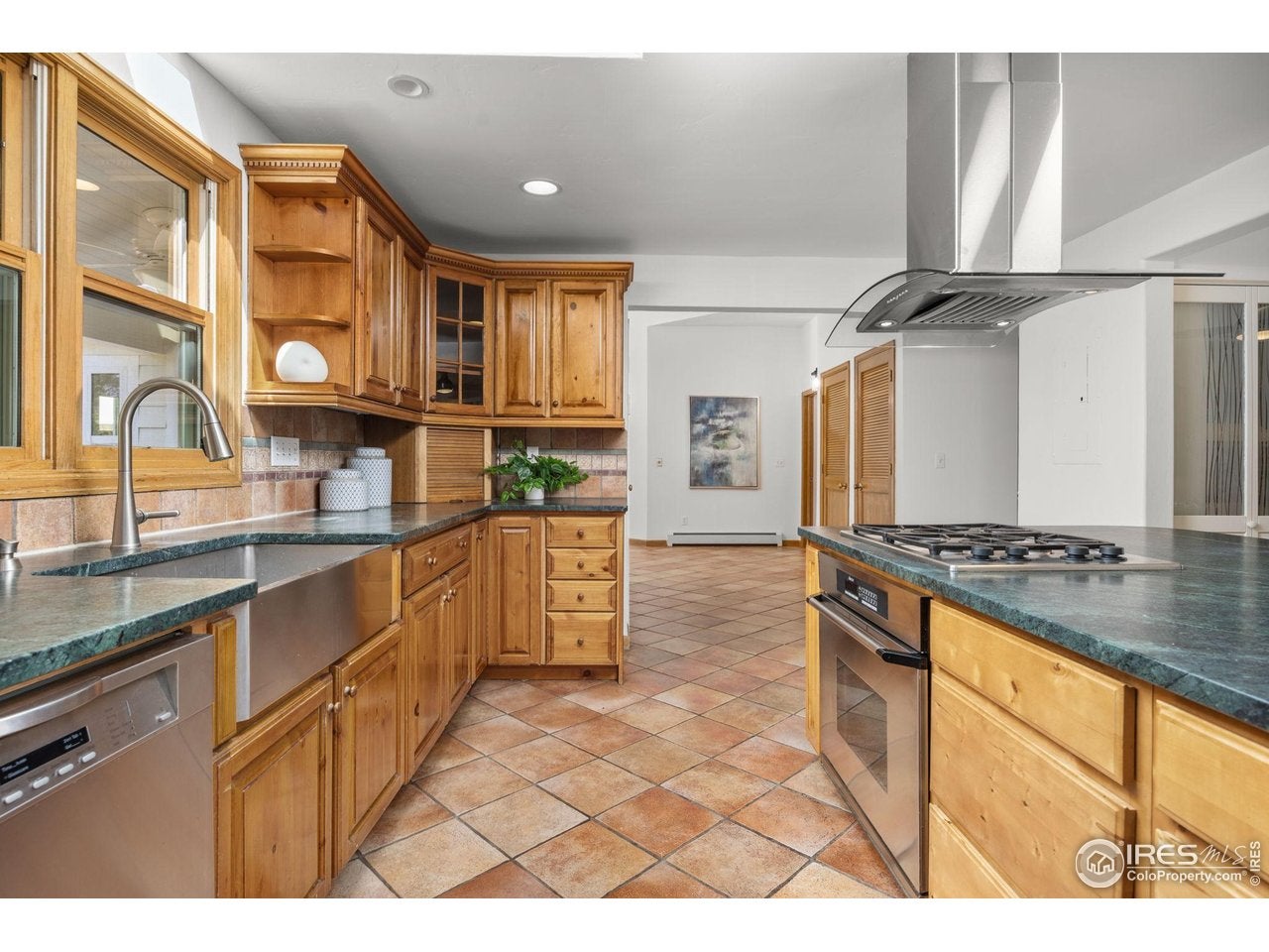 Boulder, Colorado, 80303, United States, 4 Bedrooms Bedrooms, ,4 BathroomsBathrooms,Residential,Active,2007975