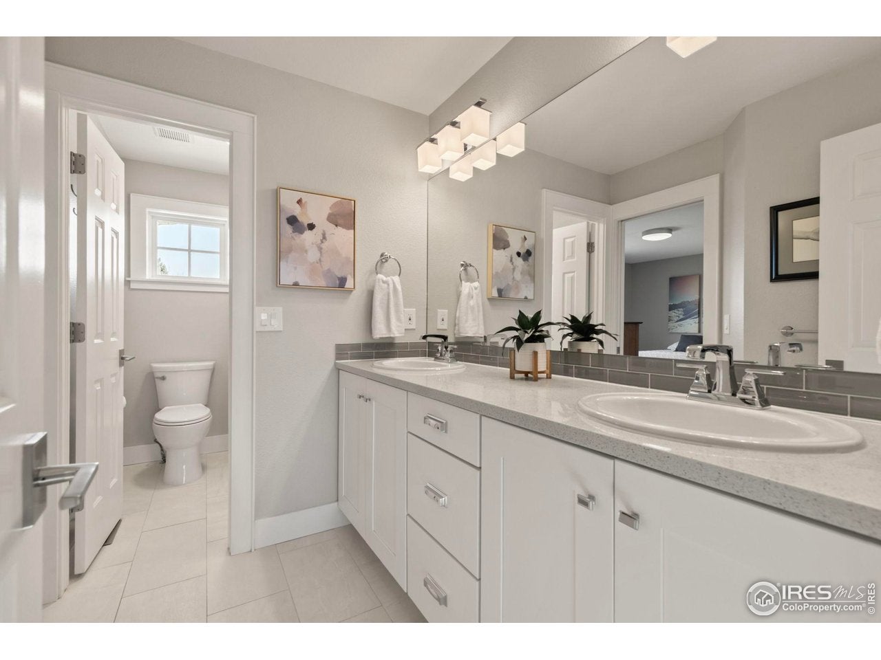 Louisville, Colorado, 80027, United States, 5 Bedrooms Bedrooms, ,5 BathroomsBathrooms,Residential,Active,2013448