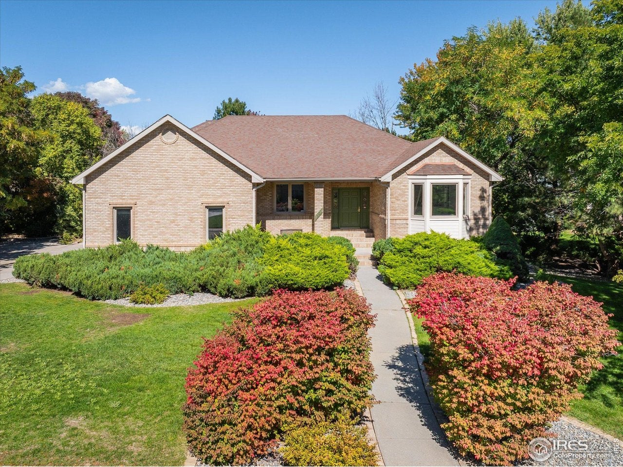 Lafayette, Colorado, 80026, United States, 4 Bedrooms Bedrooms, ,3 BathroomsBathrooms,Residential,Active,1959544