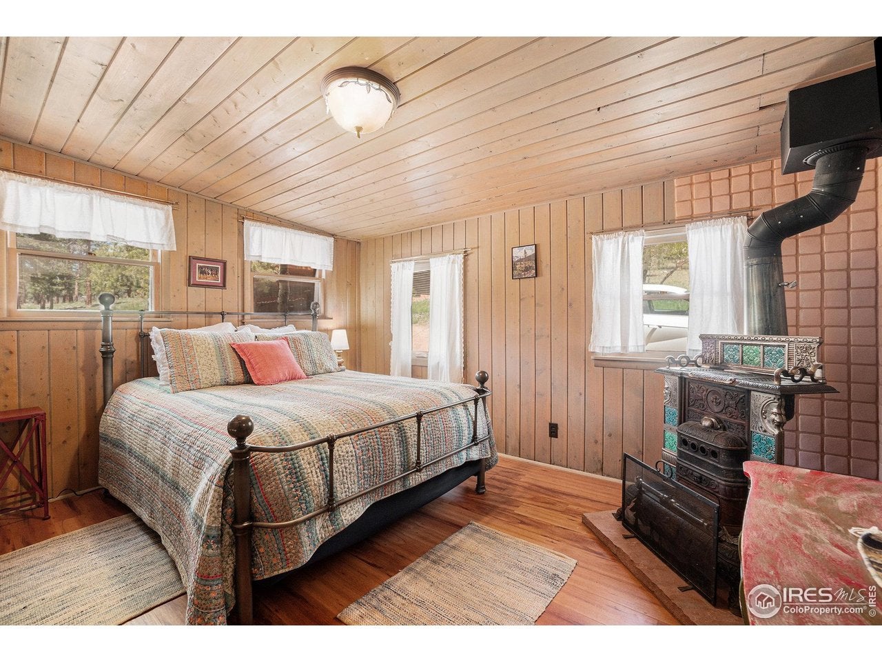 Estes Park, Colorado, 80517, United States, 4 Bedrooms Bedrooms, ,4 BathroomsBathrooms,Residential,Active,1971770