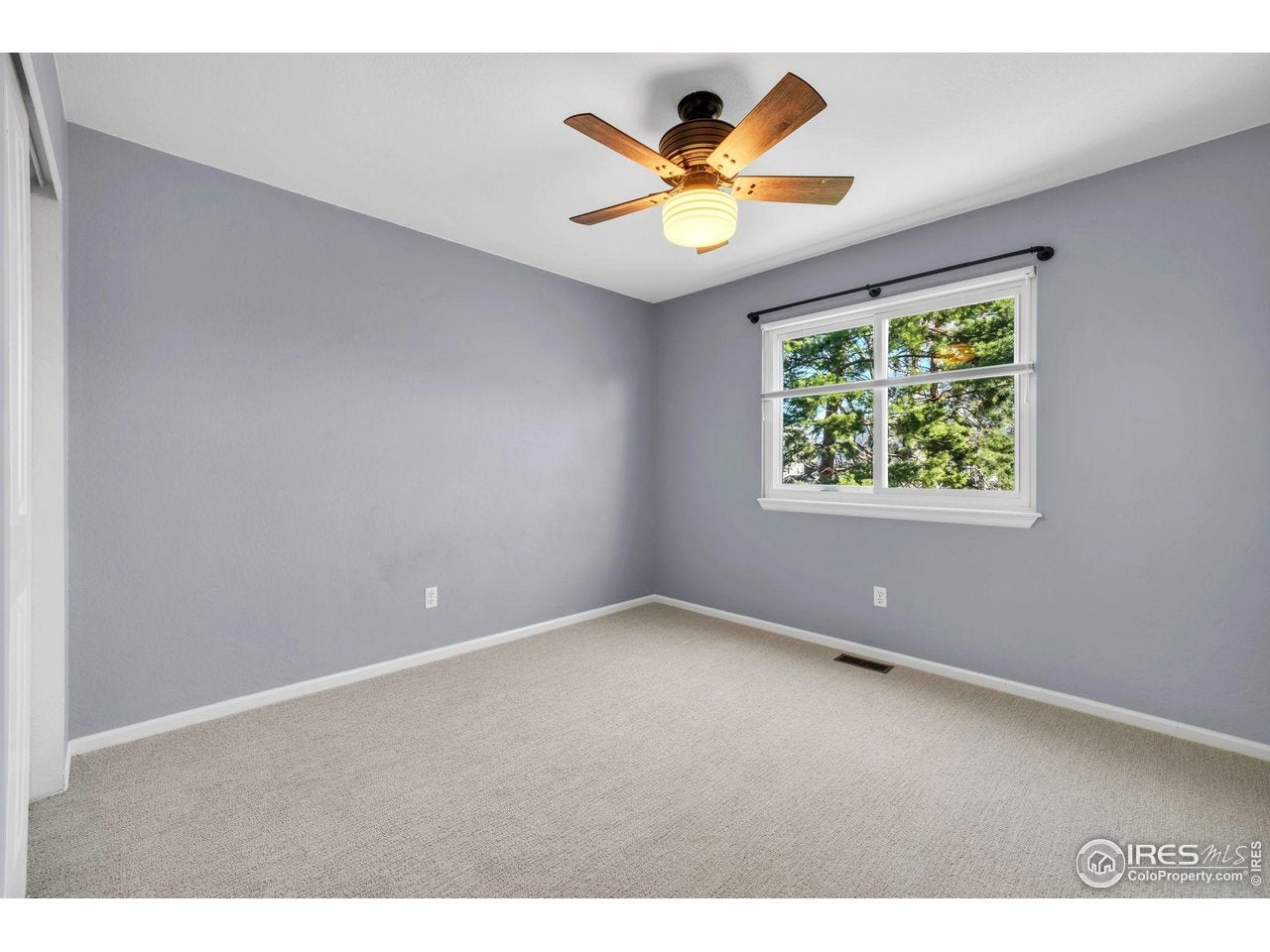 Louisville, Colorado, 80027, United States, 4 Bedrooms Bedrooms, ,4 BathroomsBathrooms,Residential,Active,2009812