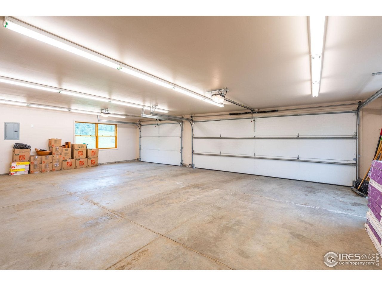 Loveland, Colorado, 80537, United States, 4 Bedrooms Bedrooms, ,5 BathroomsBathrooms,Residential,Active,2011206