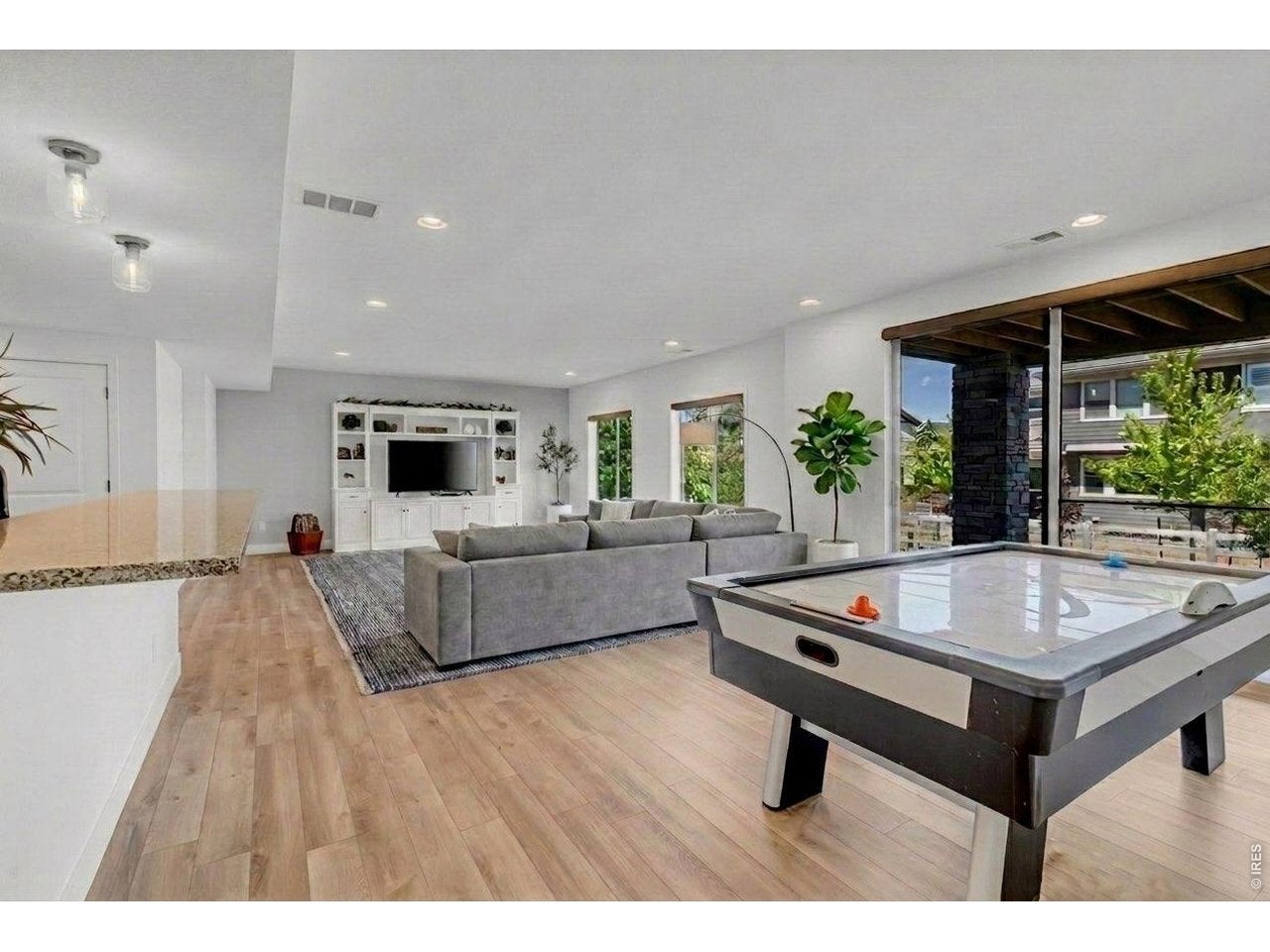 Broomfield, Colorado, 80023, United States, 5 Bedrooms Bedrooms, ,5 BathroomsBathrooms,Residential,Active,2052095