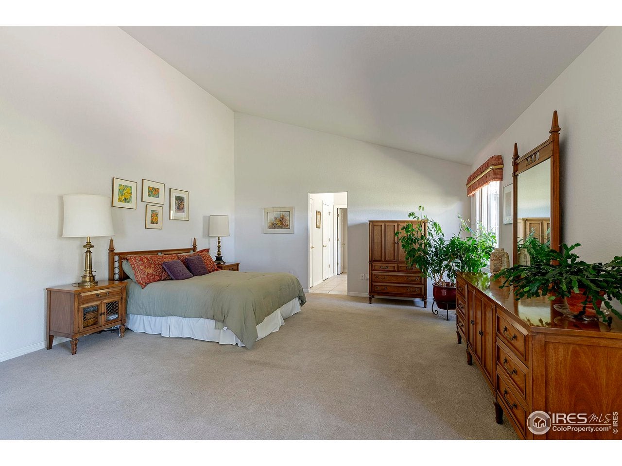 Longmont, Colorado, 80503, United States, 3 Bedrooms Bedrooms, ,3 BathroomsBathrooms,Residential,Contingent,1997617