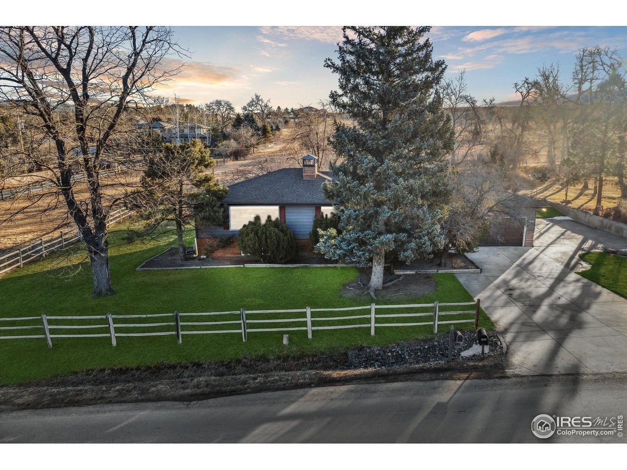 Boulder, Colorado, 80303, United States, 5 Bedrooms Bedrooms, ,3 BathroomsBathrooms,Residential,Active,2010540